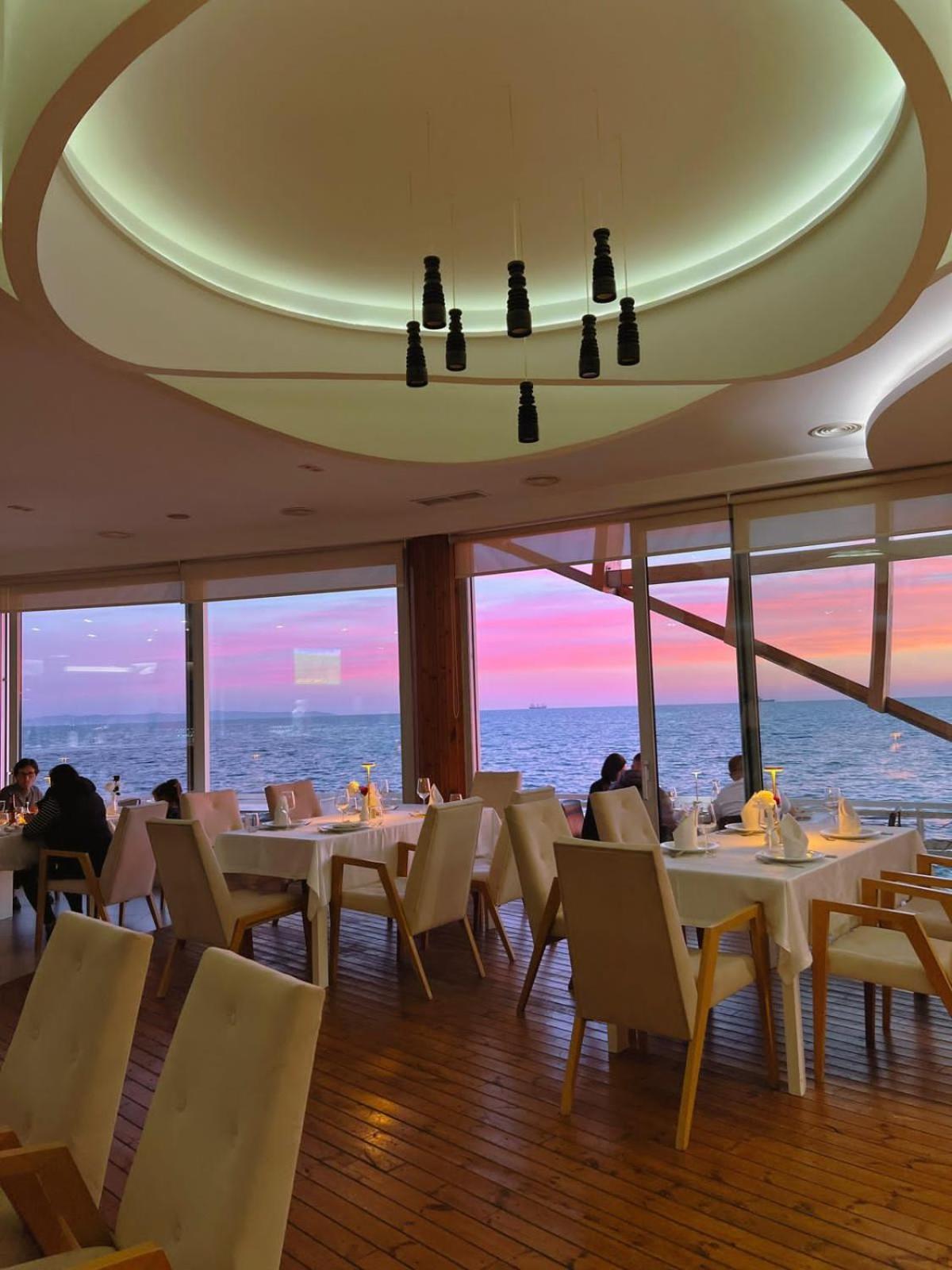 Ventus Harbor Hotel Durrës Exterior foto